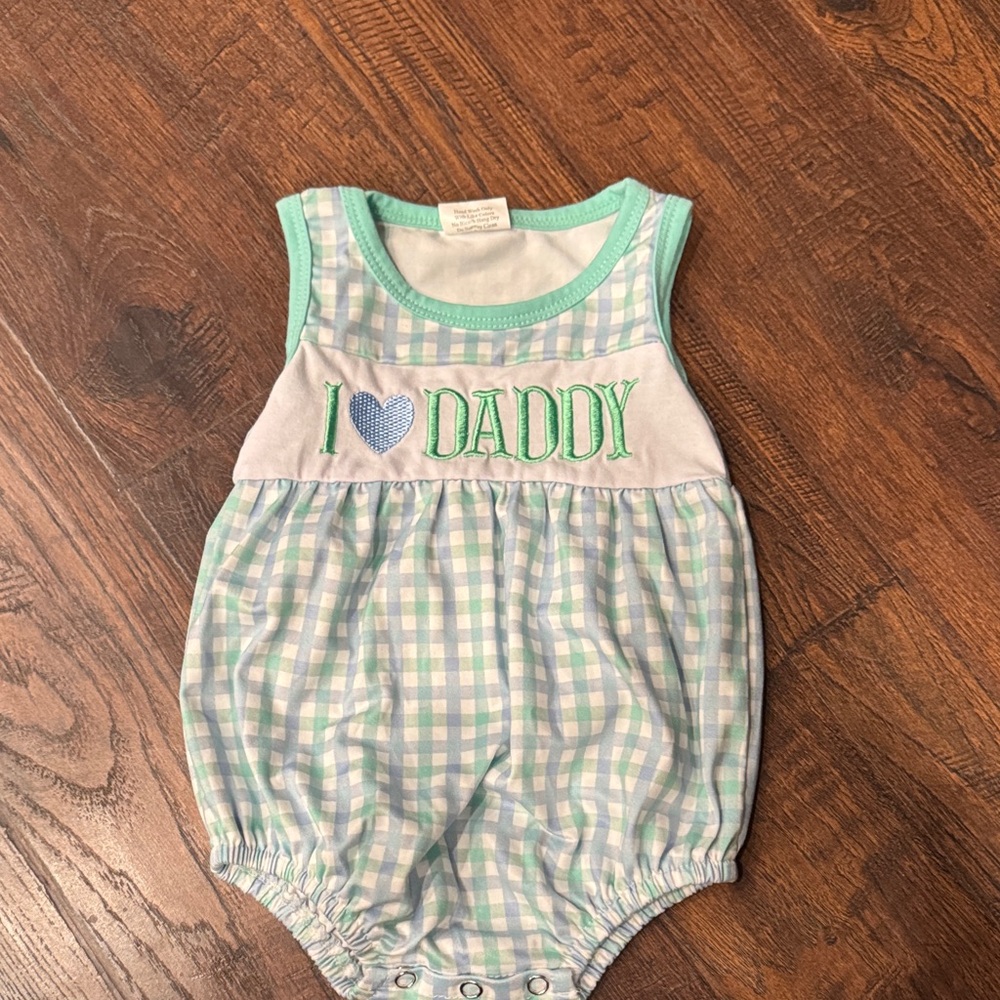 3-6 Baby Romper with 'I Love Daddy' Embroidery